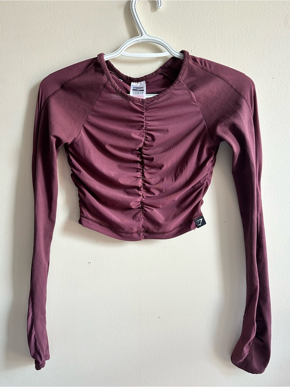 Gymshark Women's Long Sleeve Ruched Crop Top — Wine